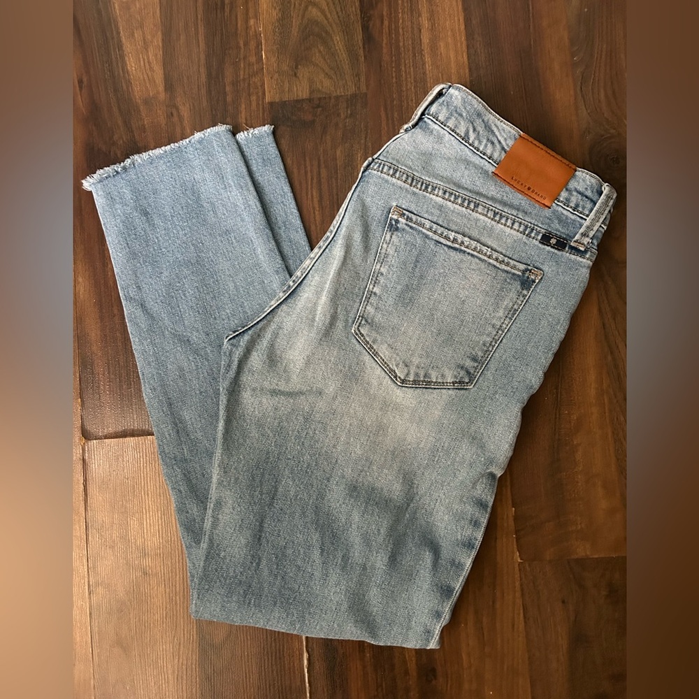 Lucky Brand Brooke Capri Distressed Straight Jeans in Light Blue | Size 4/27